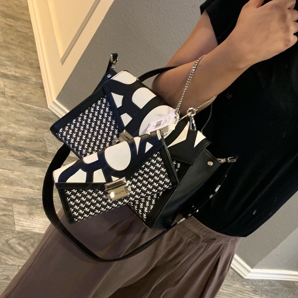 New MK set 🥰 - Picture 8 of 8